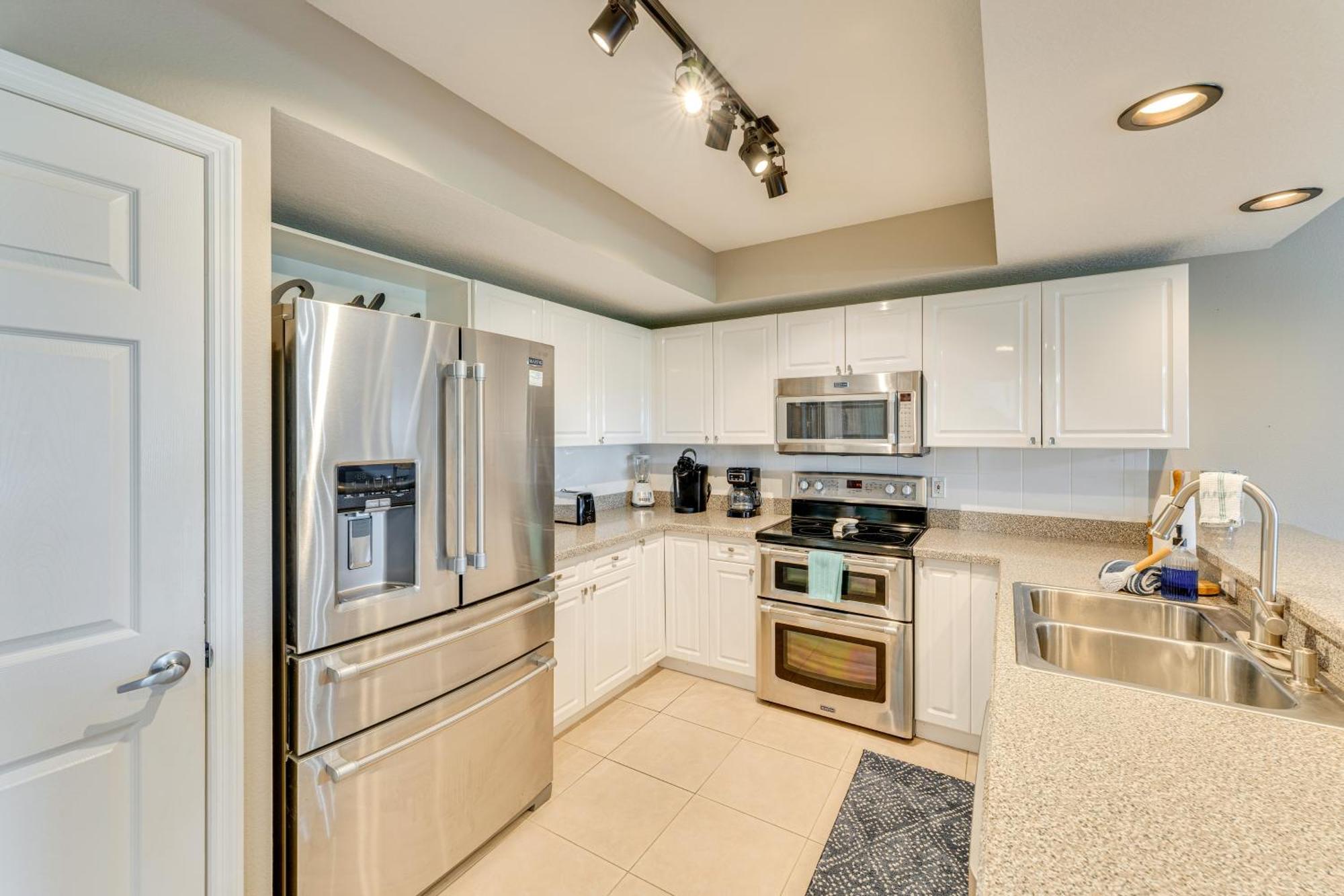 New Smyrna Beach Condo With Balcony And Pool Access エクステリア 写真
