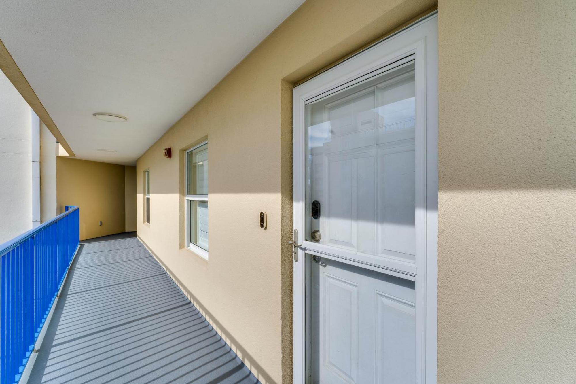 New Smyrna Beach Condo With Balcony And Pool Access エクステリア 写真